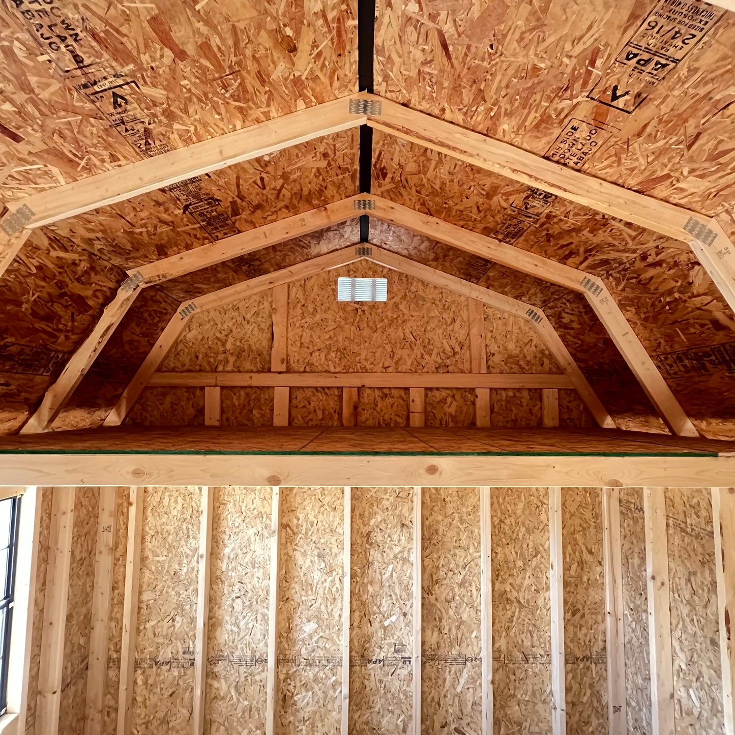10 x 20 Lofted Barn