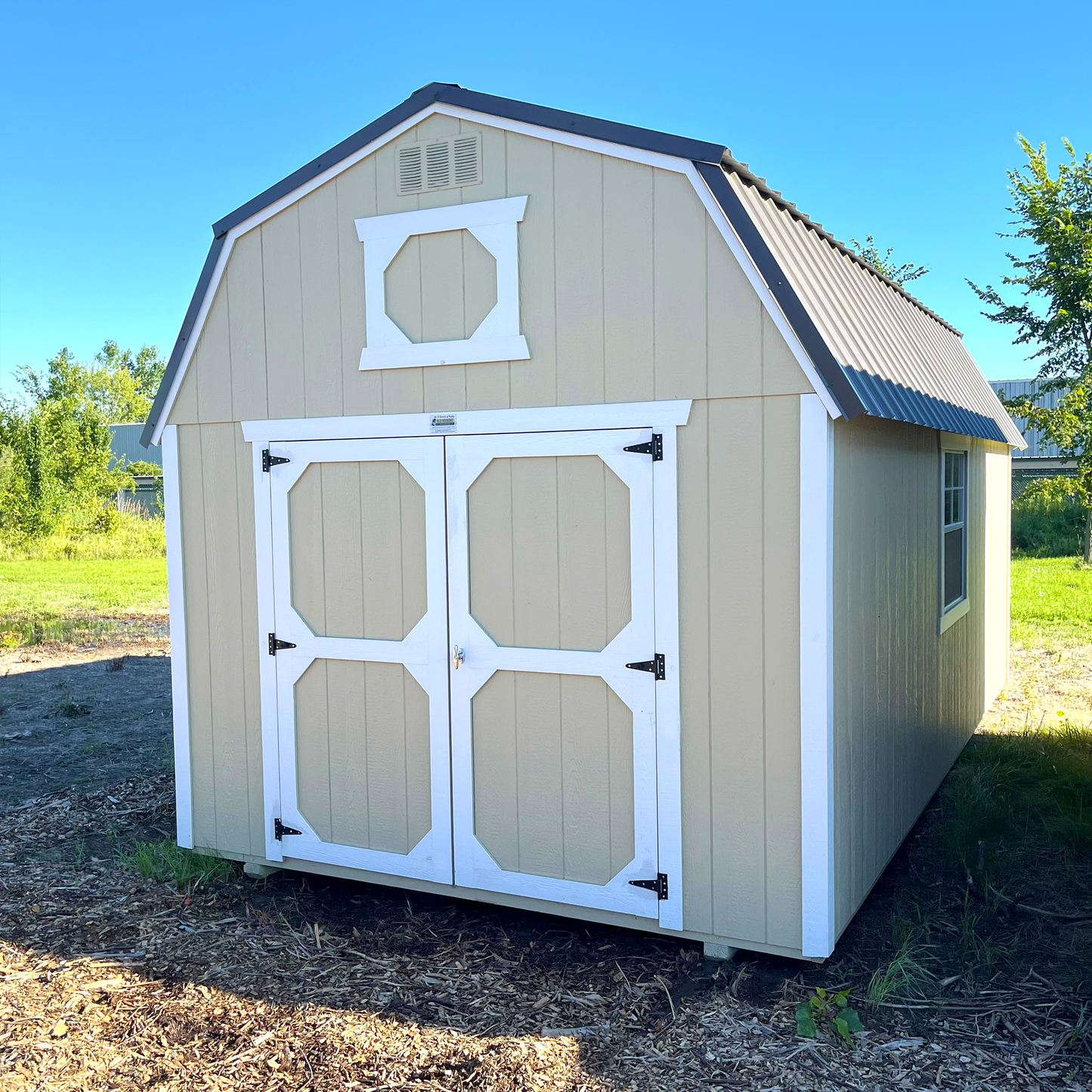 10 x 20 Lofted Barn (USED)
