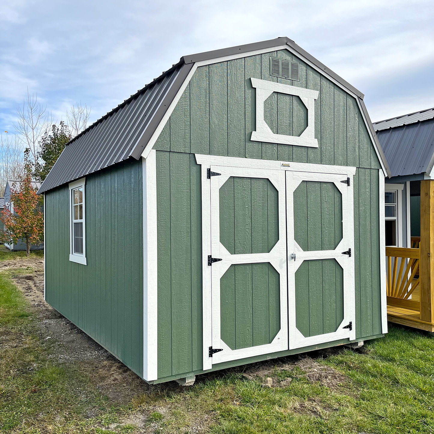 10 x 16 Lofted Barn