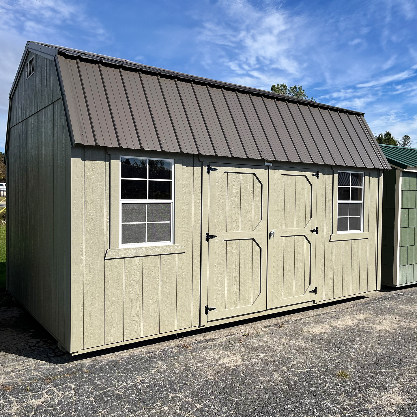 10 x 16 Lofted Barn