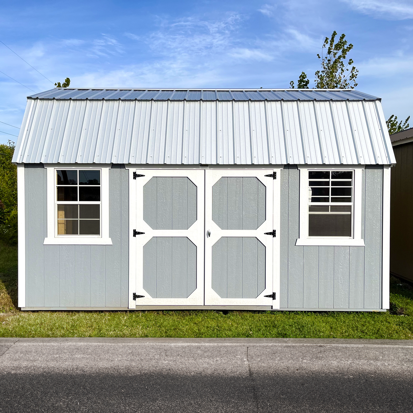 10 x 16 Lofted Barn