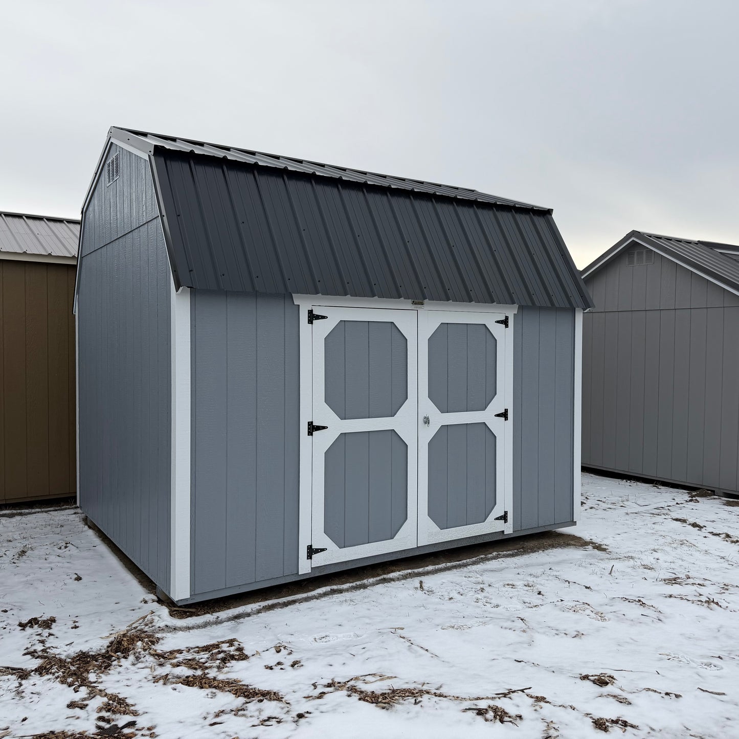 10 x 12 Lofted Barn