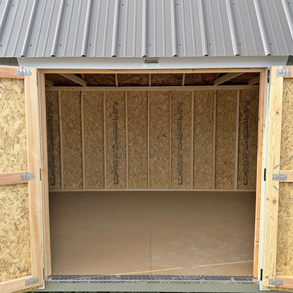 10 x 16 Lofted Barn