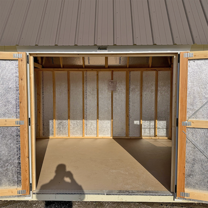 10 x 20 Lofted Barn